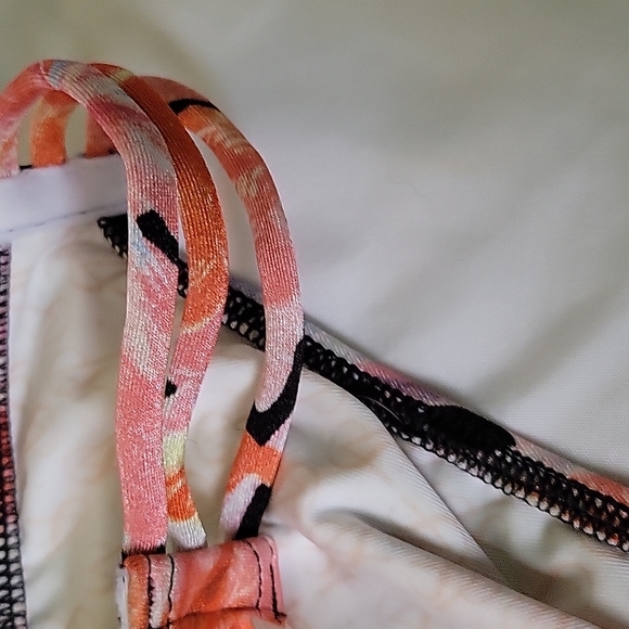 Victoria's Secret bikini bottom small - Picture 4 of 5